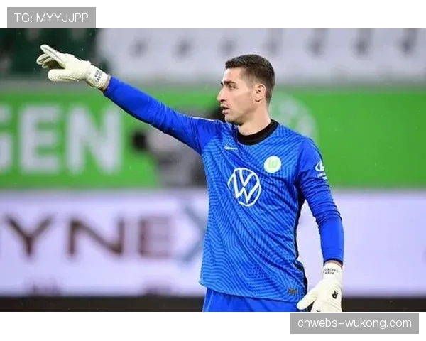 官方：沃尔夫斯堡与36岁门将卡斯特尔斯续约一年